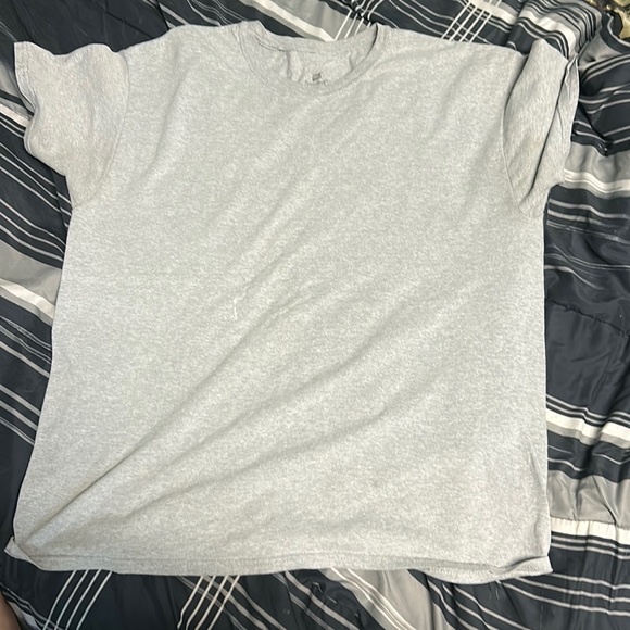 Gray tee - Picture 1 of 1